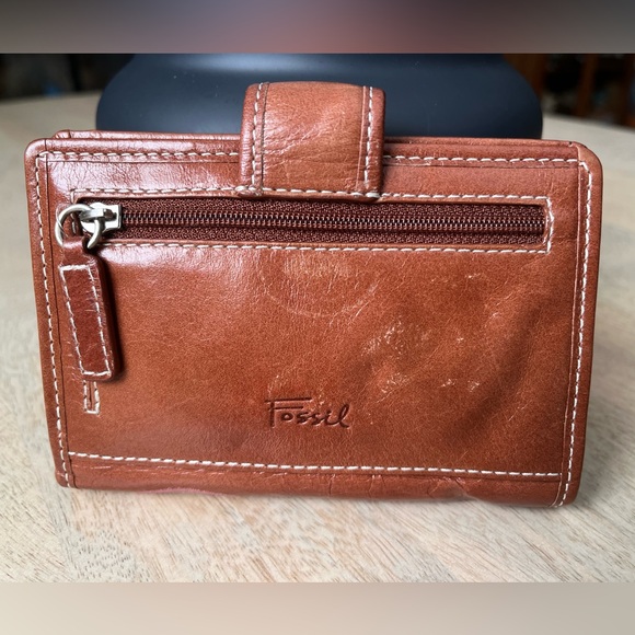 FOSSIL leather wallet sample, Never Used, flower floral womens tab wallet - Picture 2 of 5